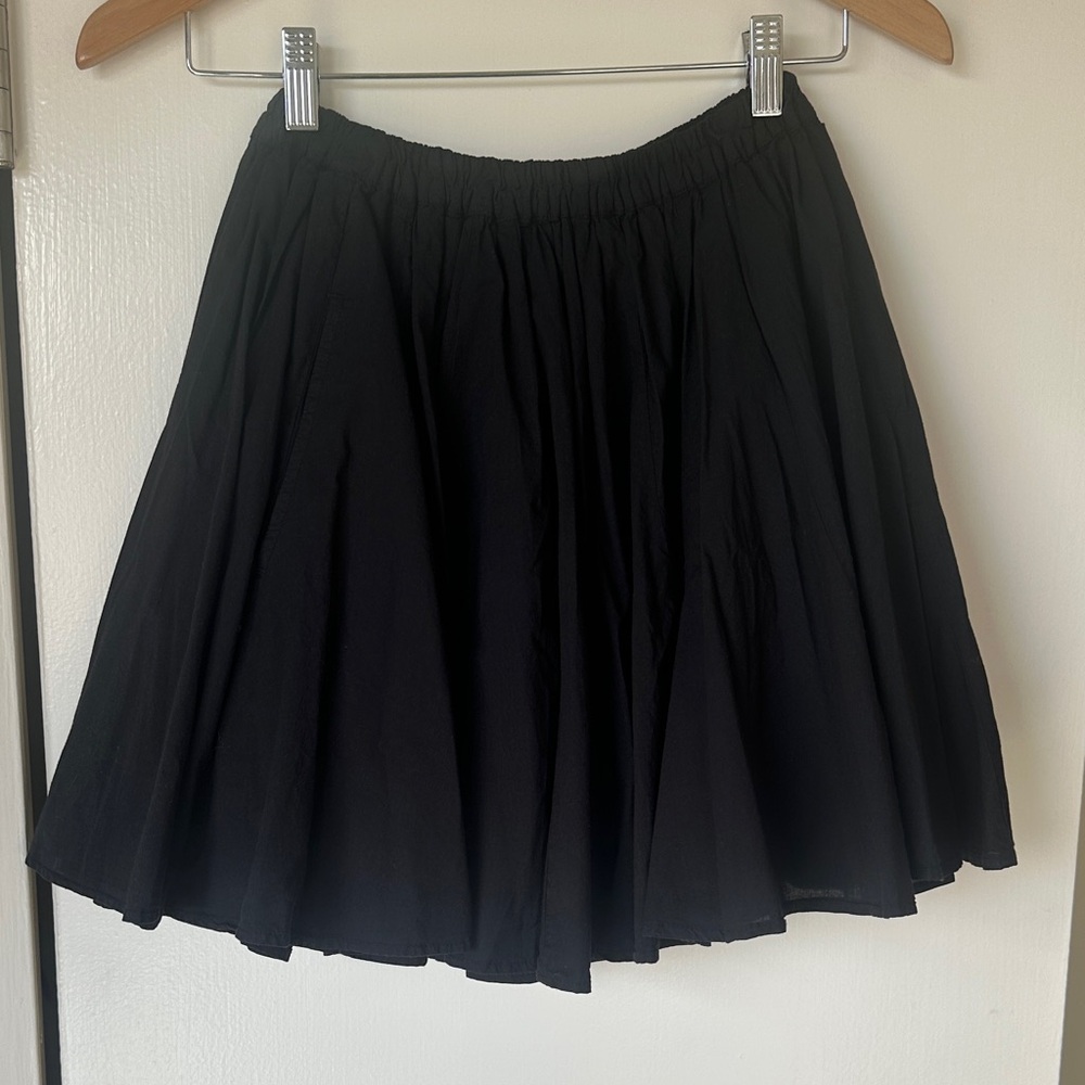 XiRENA Elegant Black Skater Skirt